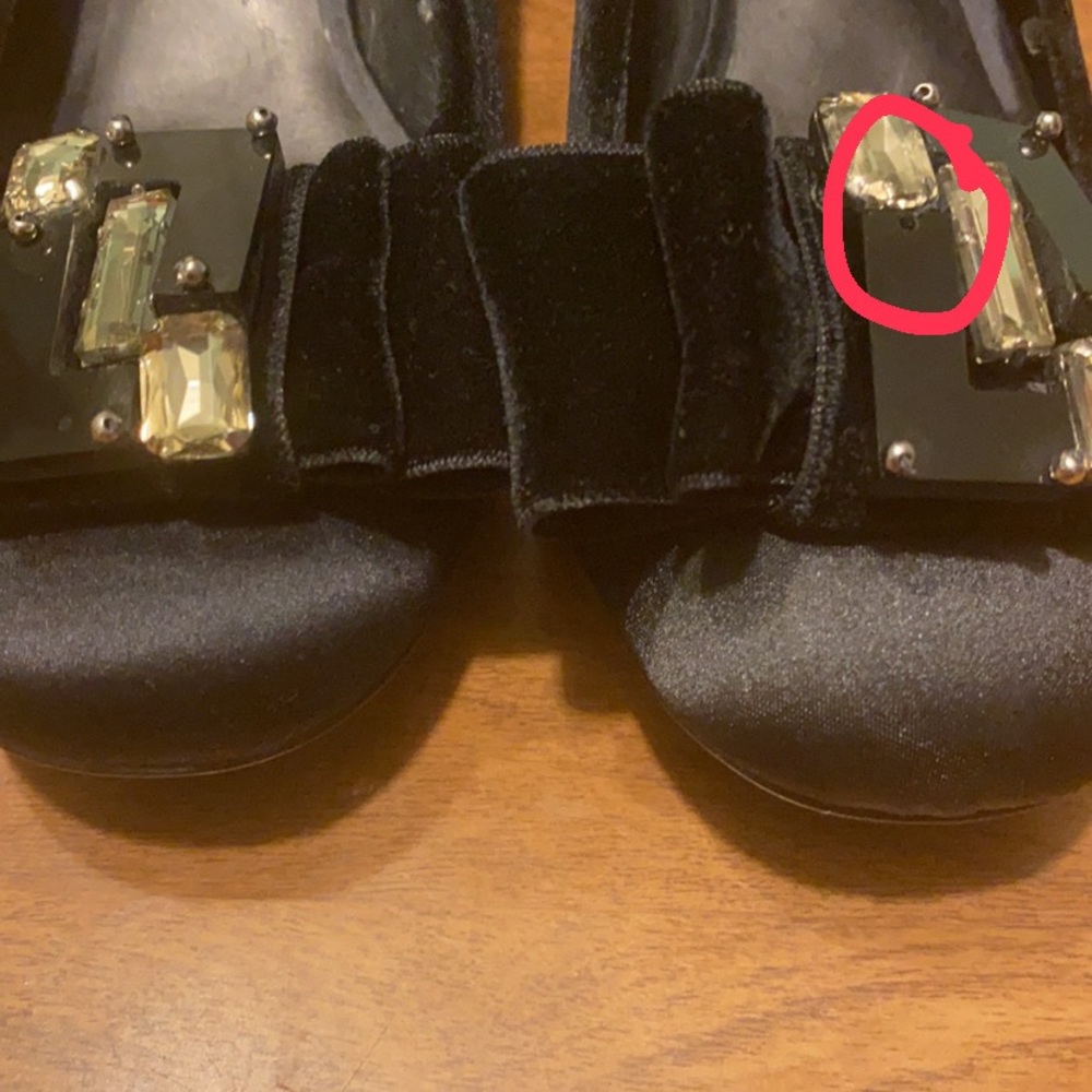 Tory Burch - Picture 2 of 6